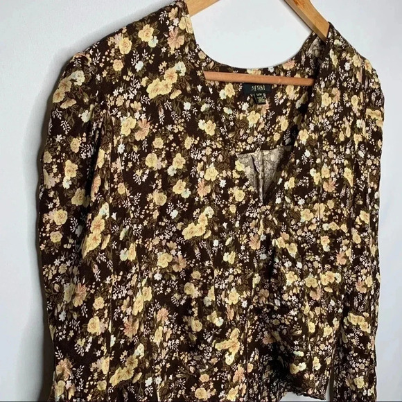 AFRM Mini Floral Cropped Long Puff Sleeve Wrap Blouse M - Picture 6 of 11